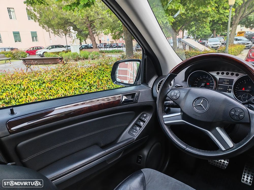 Mercedes-Benz ML 320 CDI - 11
