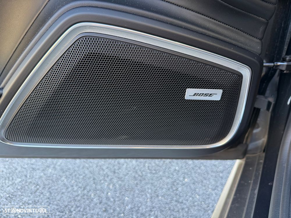 Porsche Panamera Sport Turismo 4 E-Hybrid - 16