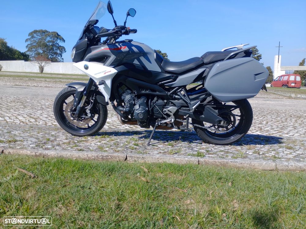 Yamaha MT-09 Tracer 900 - 1