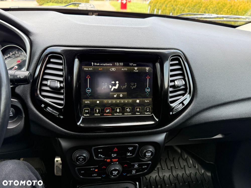 Jeep Compass 1.4 TMair Limited FWD S&S - 27