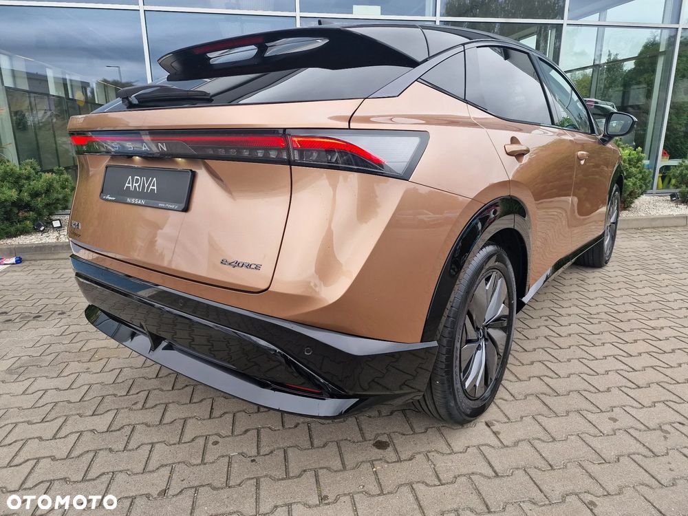 Nissan Ariya 87kWh E-4orce Advance - 5