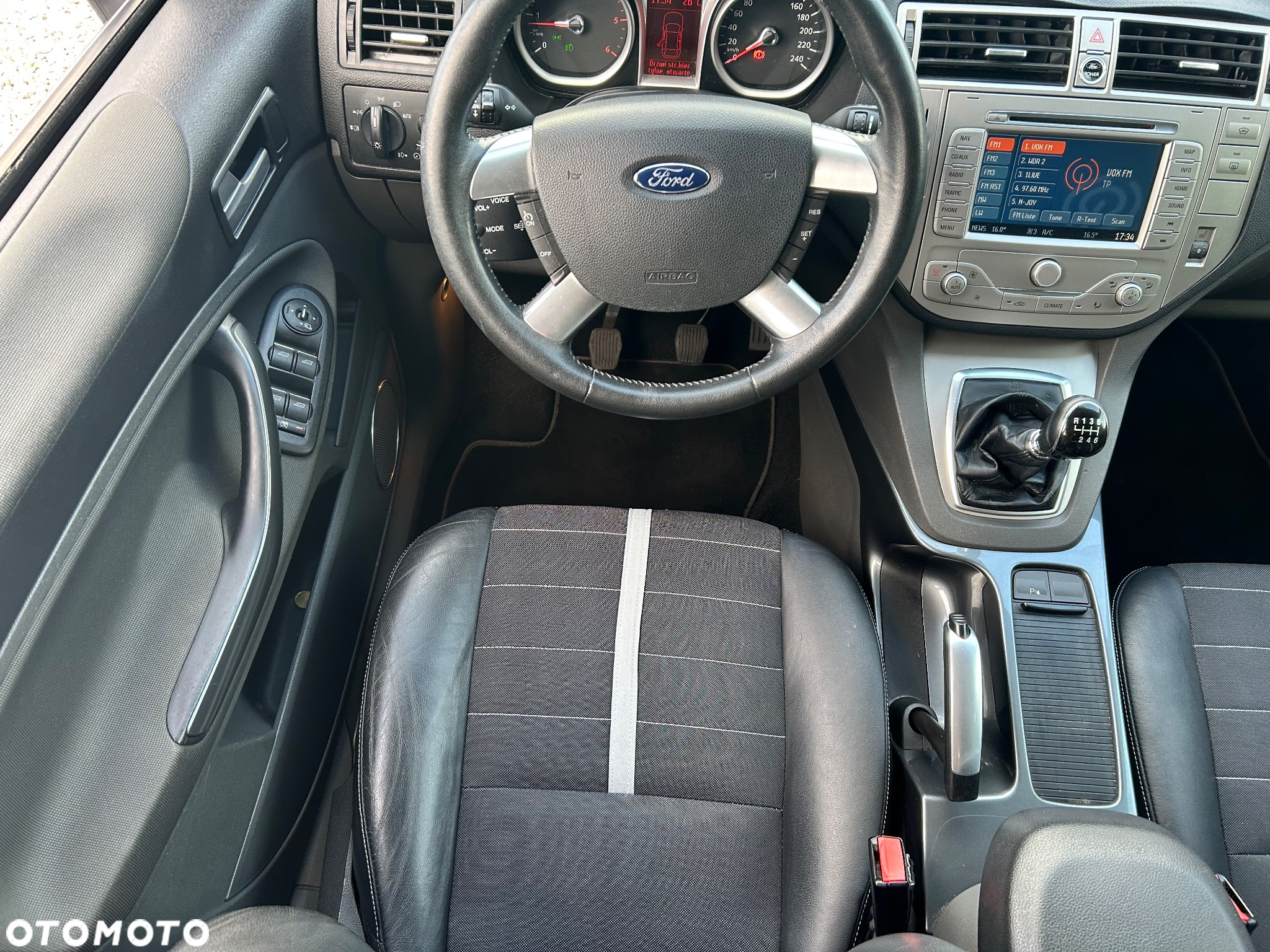 Ford Kuga 2.0 TDCi Titanium - 11
