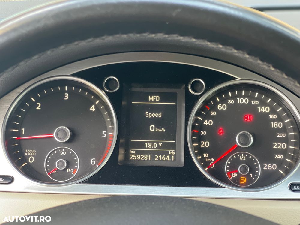 Volkswagen Passat 2.0 TDI DPF Comfortline - 10