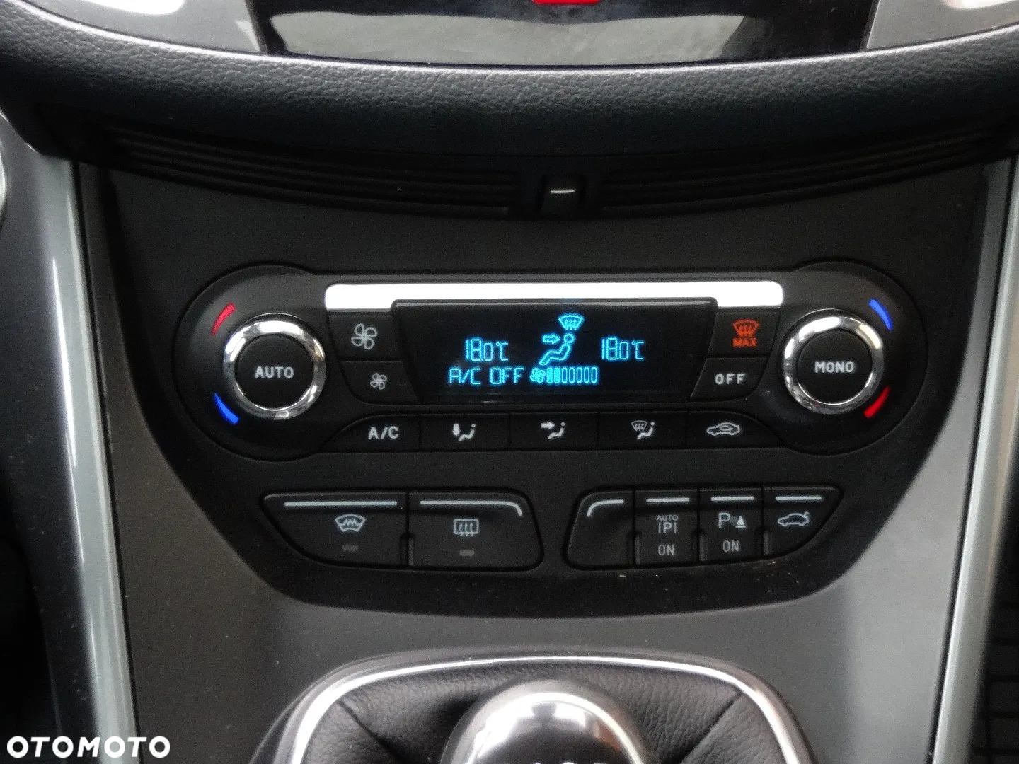 Ford C-MAX 2.0 TDCi Titanium - 30
