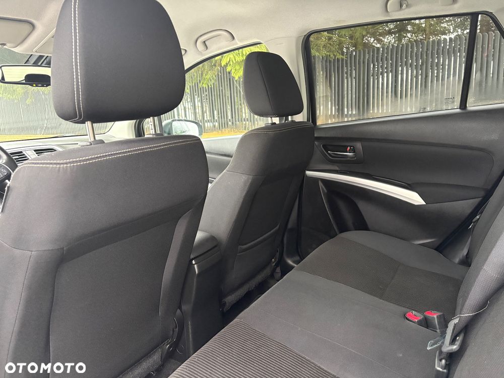 Suzuki SX4 - 12