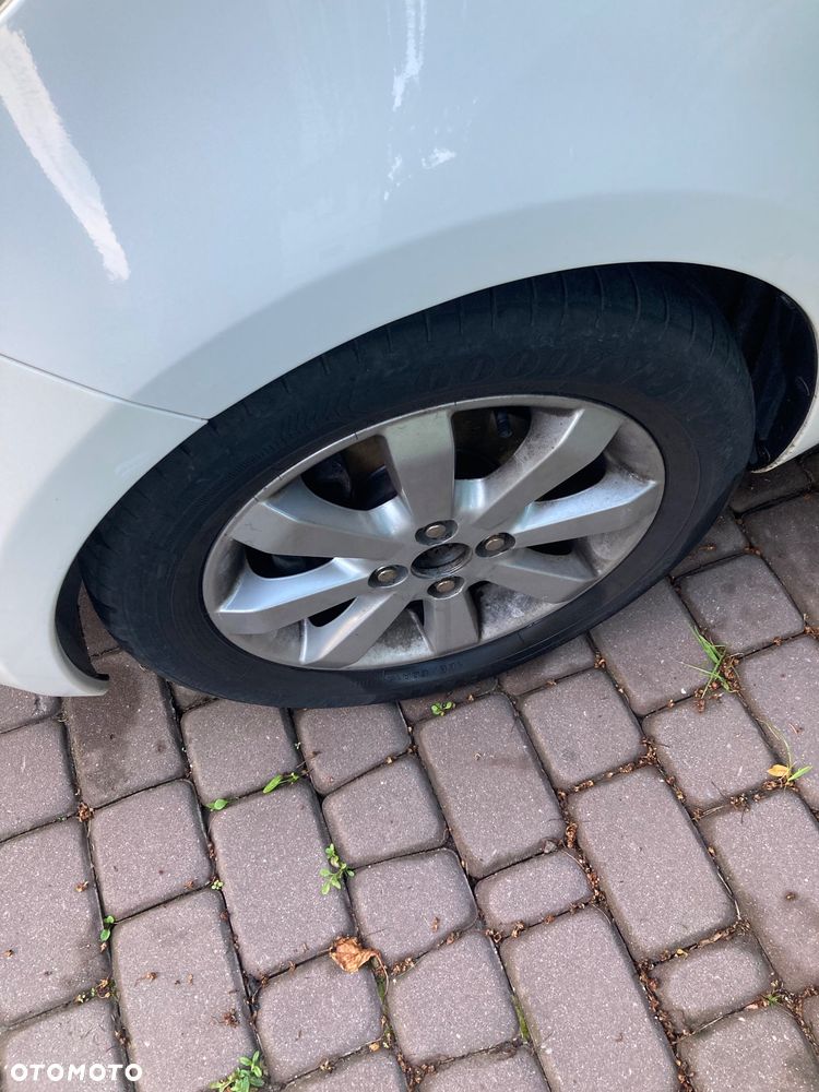 Toyota Yaris 1.3 Luna A/C - 5