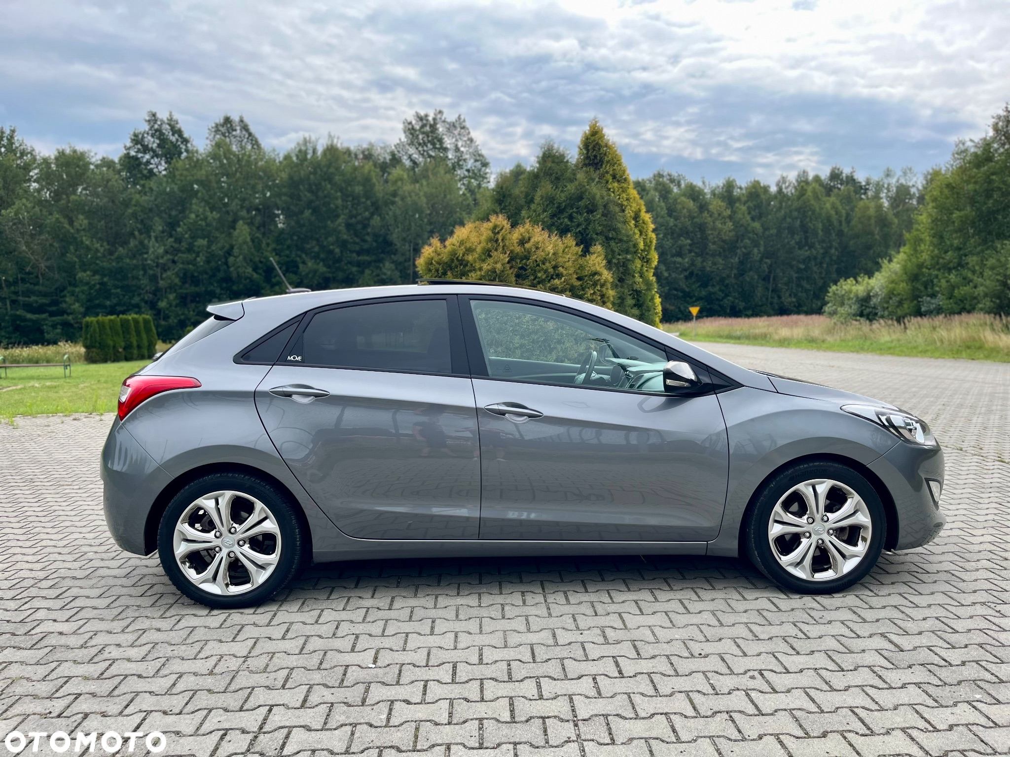 Hyundai i30 1.6 GDI Premium - 11