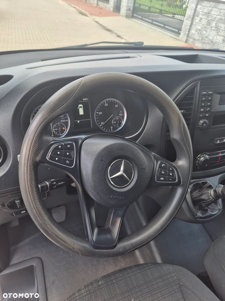 Mercedes-Benz Vito LONG 2,2CDI 2019r 130Tys km RWD 100%Bezwypadkowy Super stan Gwarancja przebiegu - 15