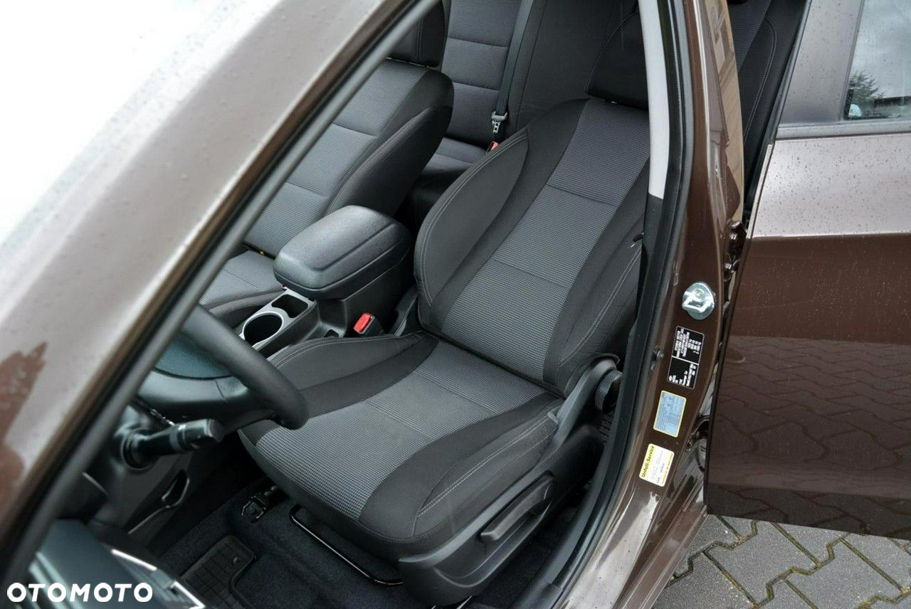 Hyundai i30 Kombi 1.4 Trend - 19
