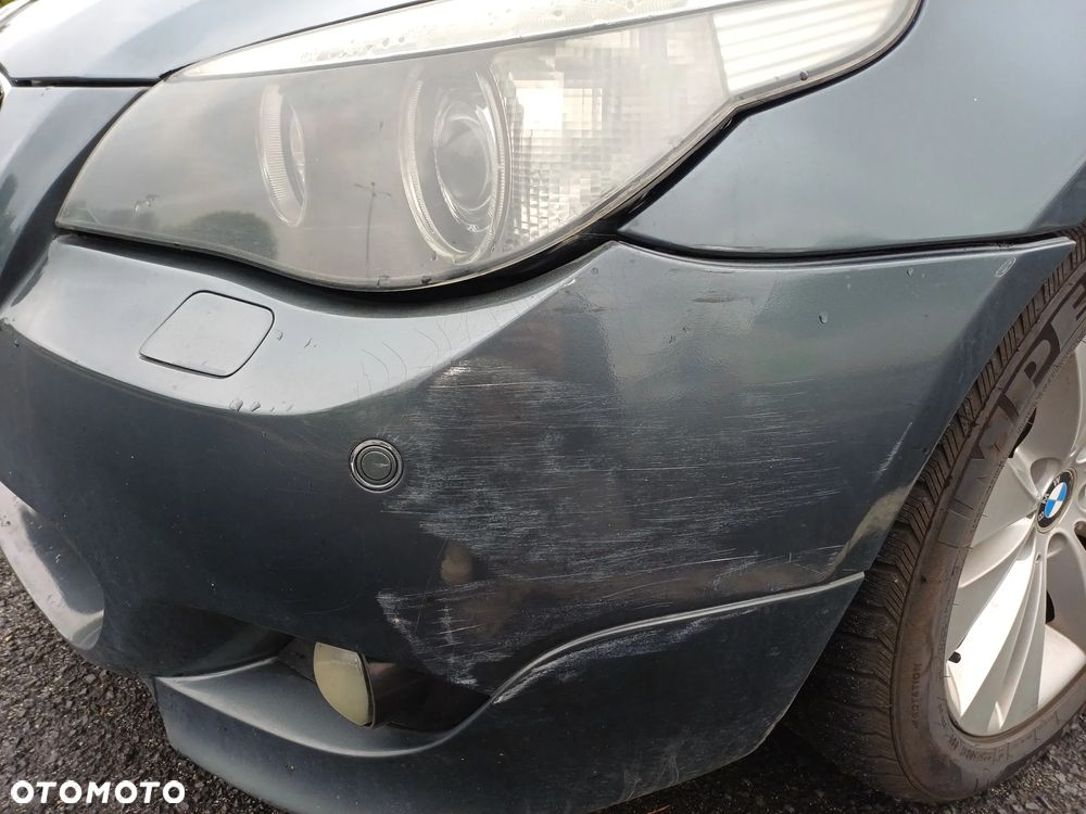 BMW Seria 5 520i - 30