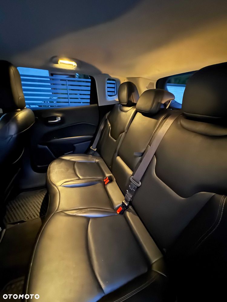 Jeep Compass - 8