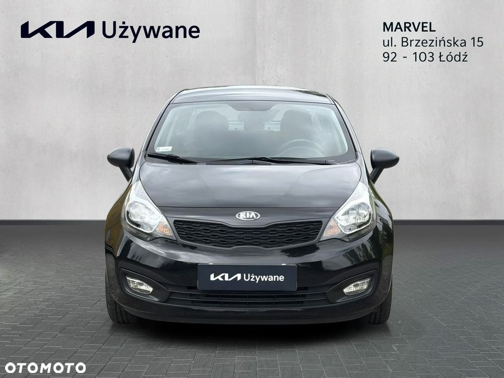 Kia Rio - 3