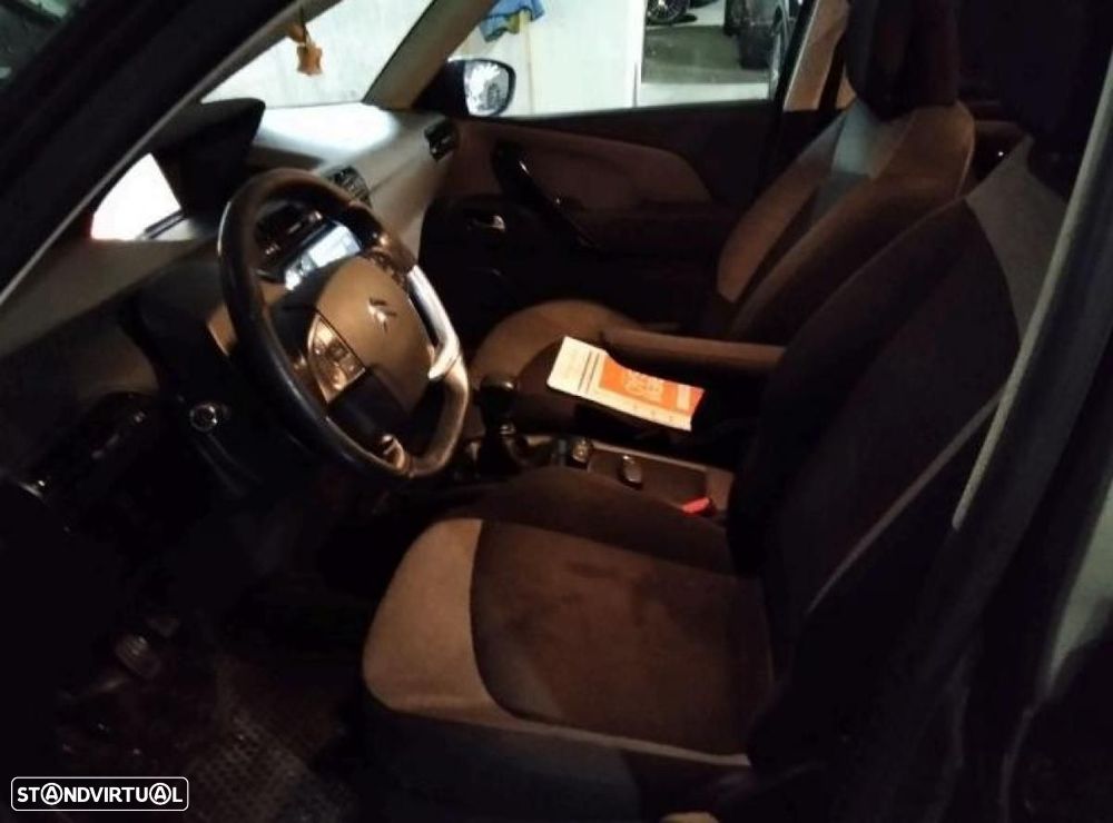 Citroën Grand C4 Spacetourer - 5