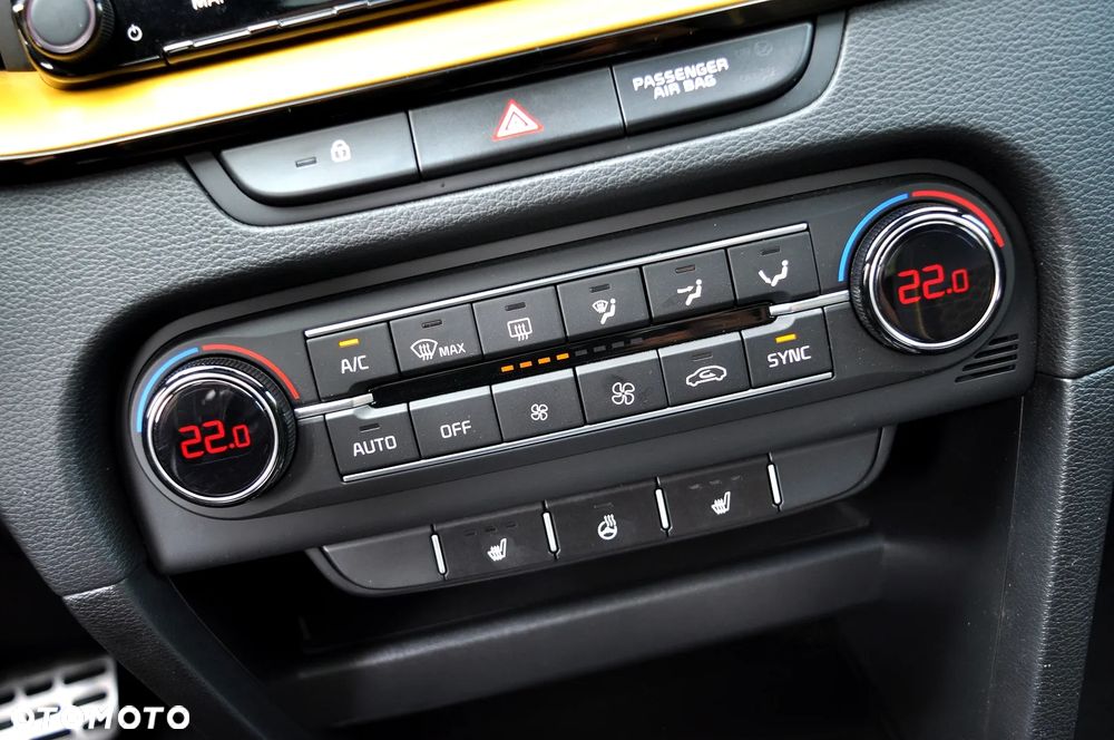 Kia XCeed 1.6 T-GDI OPF DCT7 PLATINUM - 28