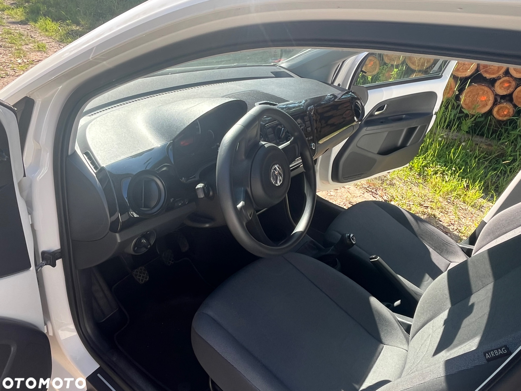 Volkswagen up! 1.0 move - 10