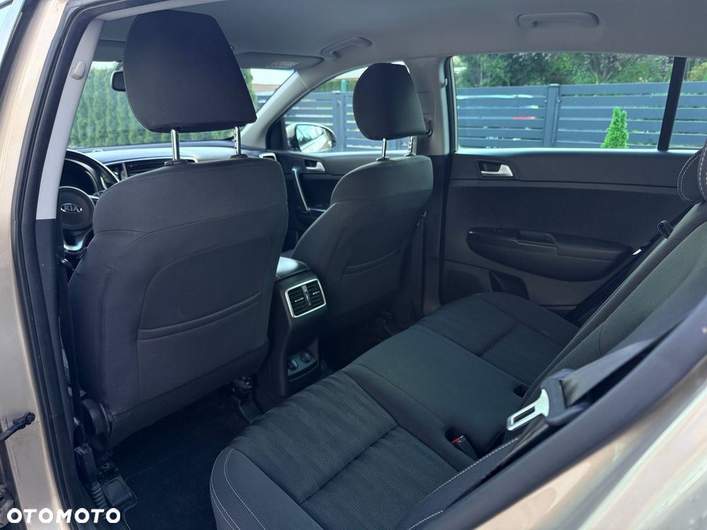 Kia Sportage 1.6 GDI L 2WD - 6
