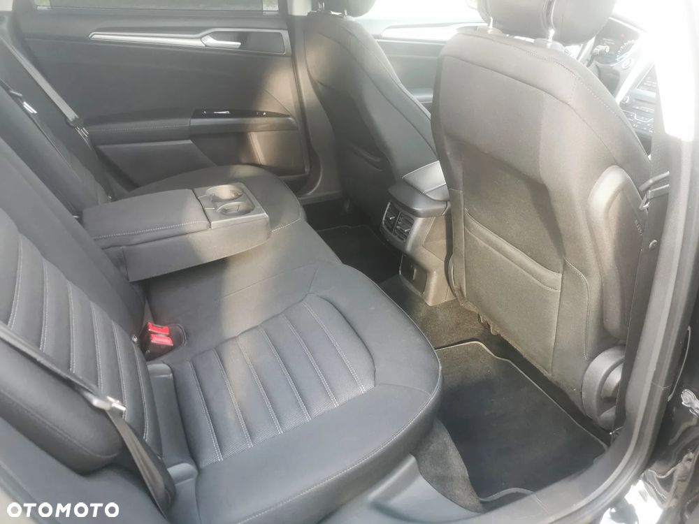 Ford Mondeo 2.0 TDCi Titanium - 12