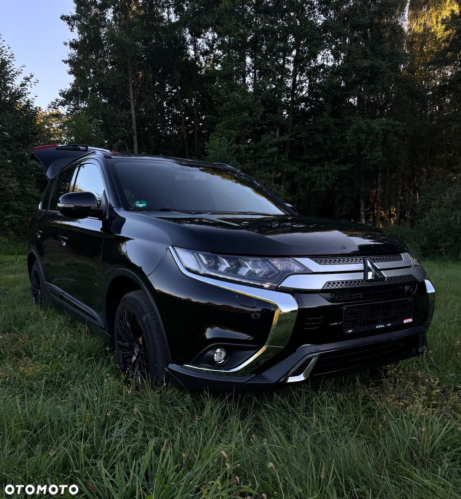 Mitsubishi Outlander 2.0 Instyle Navi - 6