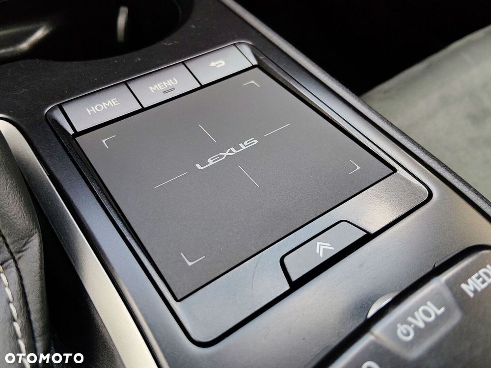 Lexus UX 200 GPF Business Edition 2WD - 23