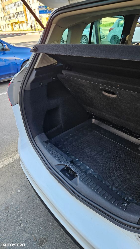 Ford B-Max 1.6 TDCi DPF Titanium - 8