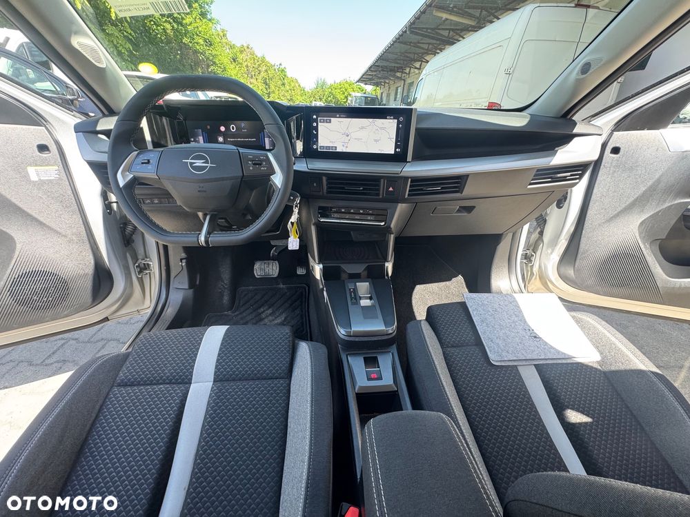 Opel Frontera 1.2 DI Hybrid 48V eDCT Edition - 17
