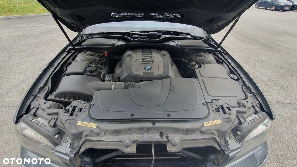 BMW Seria 7 740i - 10