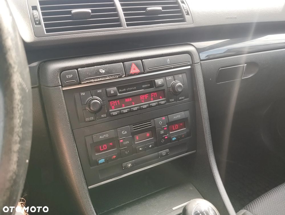 Audi A4 Avant - 11
