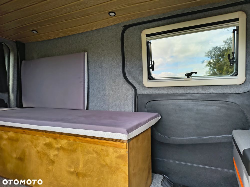 Renault Trafic 3 - 6