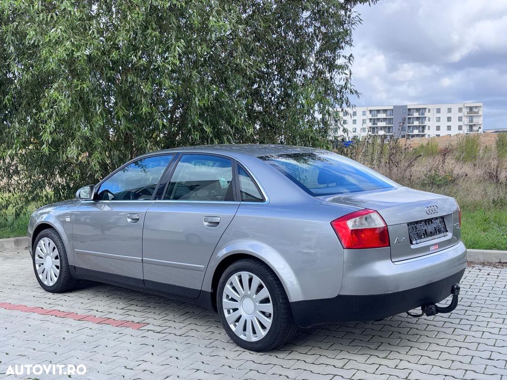 Audi A4 Avant 1.9 TDI quattro - 3