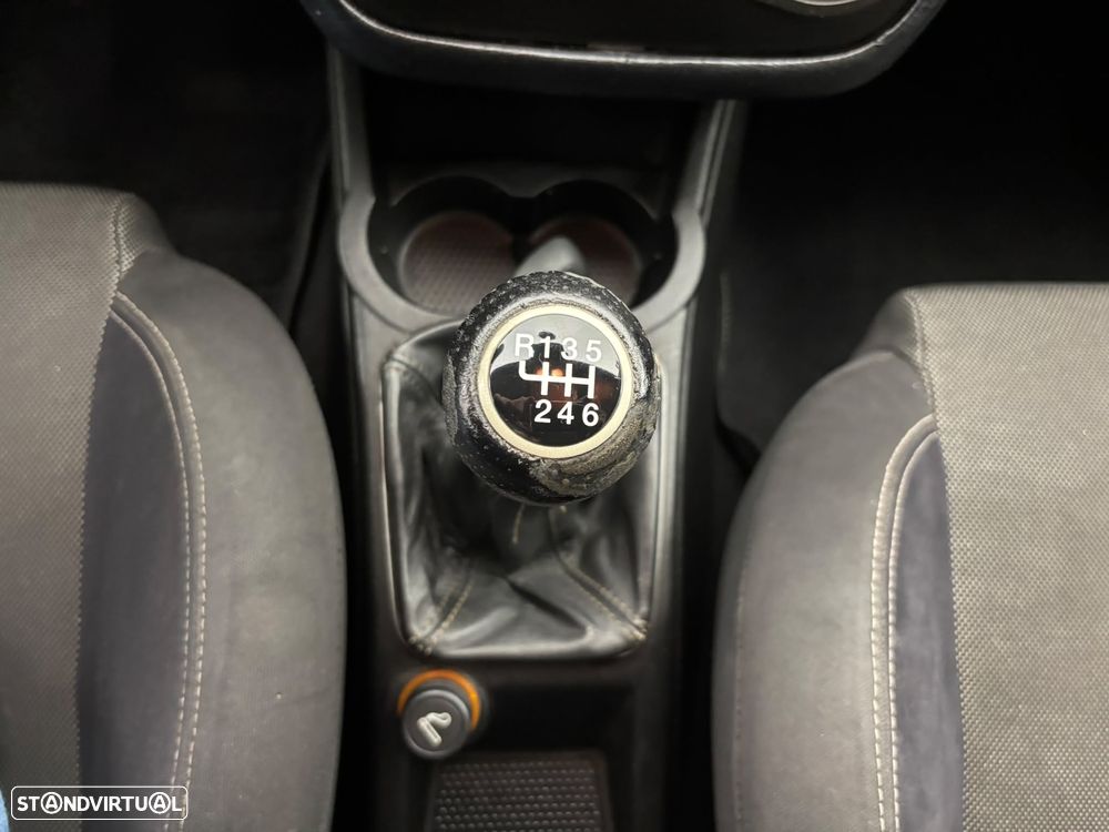 Fiat Grande Punto - 8