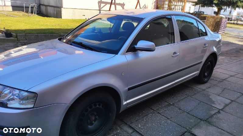 Skoda Superb 2.0 Classic - 5