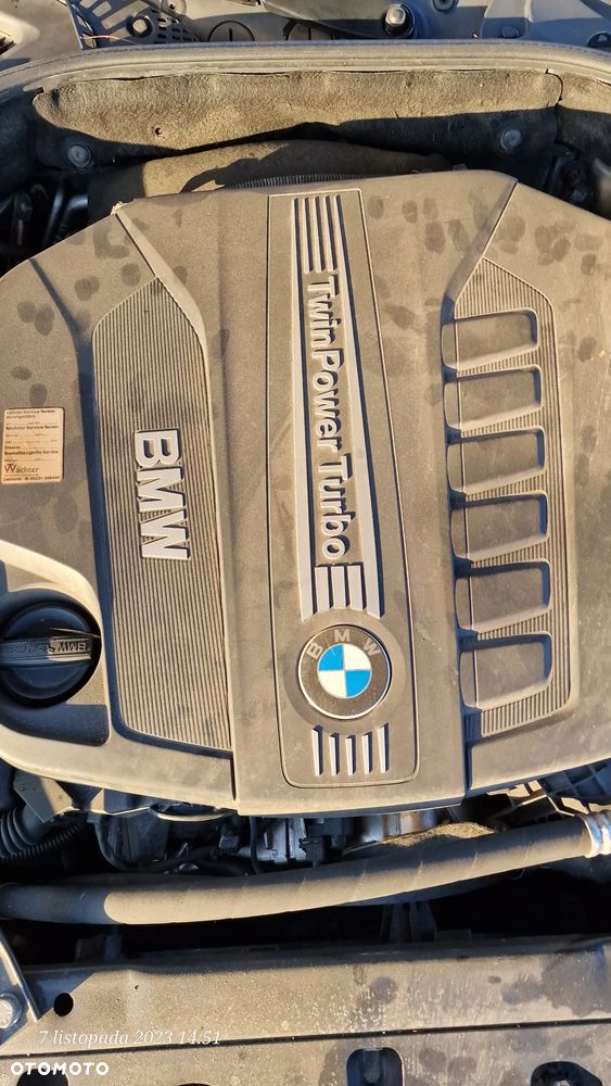 BMW Seria 5 535d xDrive - 14