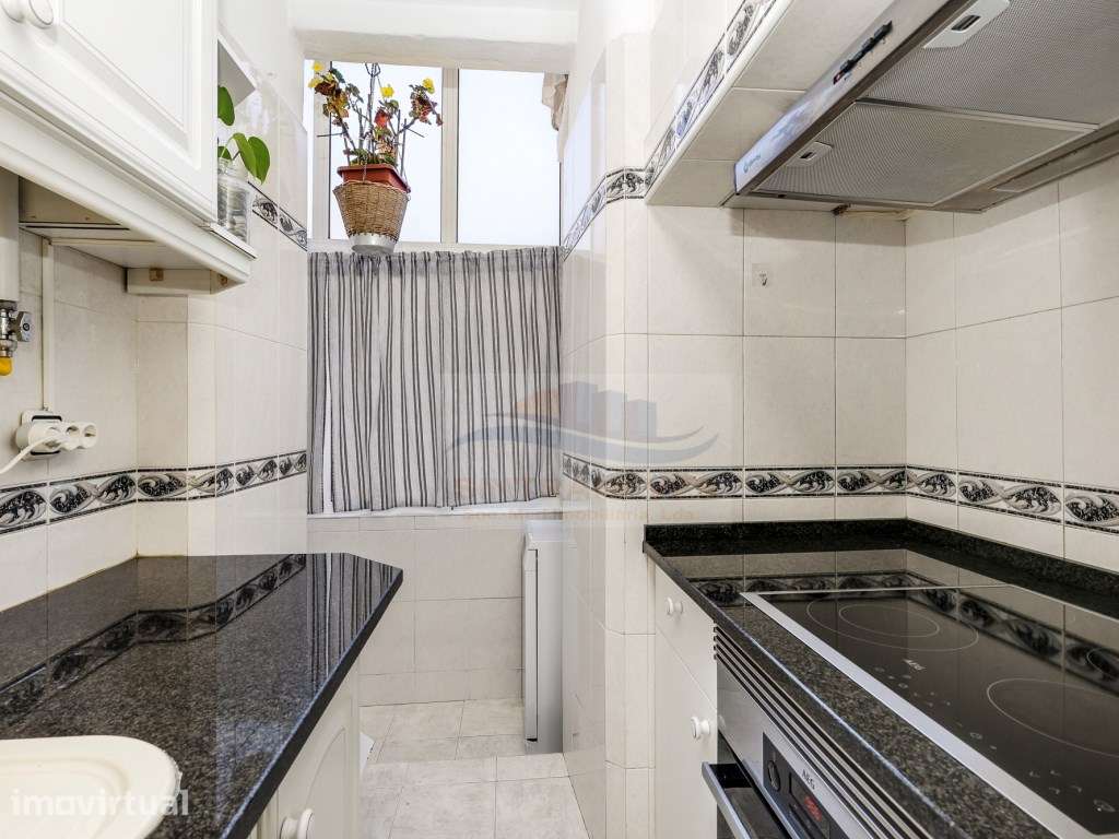 Elegância, Luz Natural e Conforto - T2 Pronto a Habitar na Penha de... - Grande imagem: 4/19