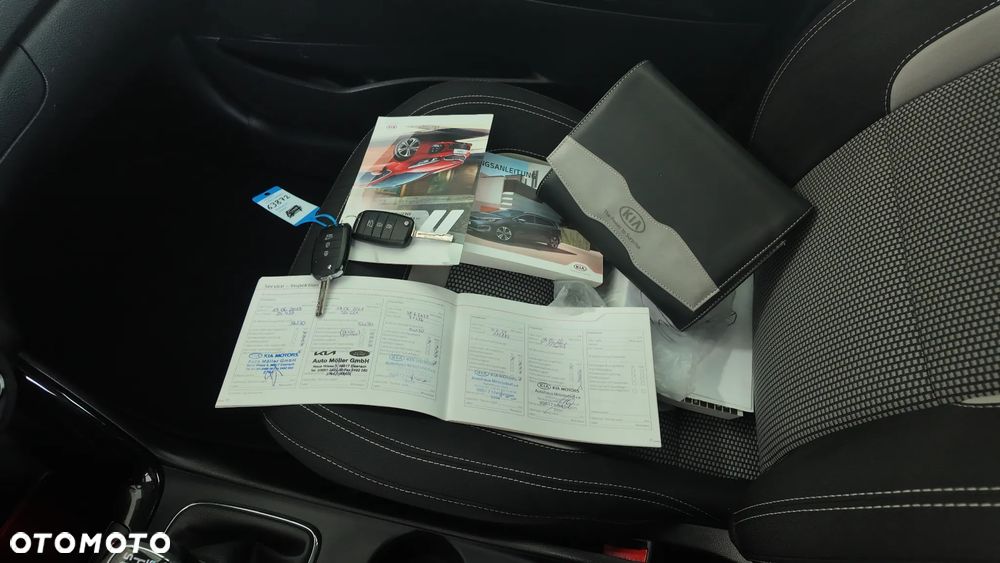 Kia Ceed 1.6 GDI Dream-Team Edition - 31