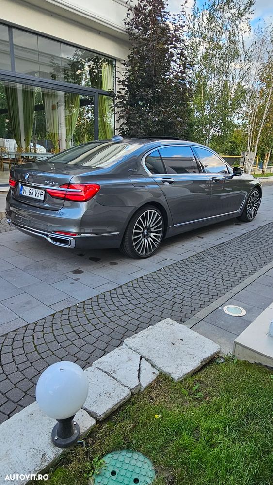 BMW Seria 7 740Le xDrive iPerformance - 6