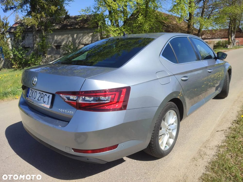 Skoda Superb 1.6 TDI Active Greenline - 4