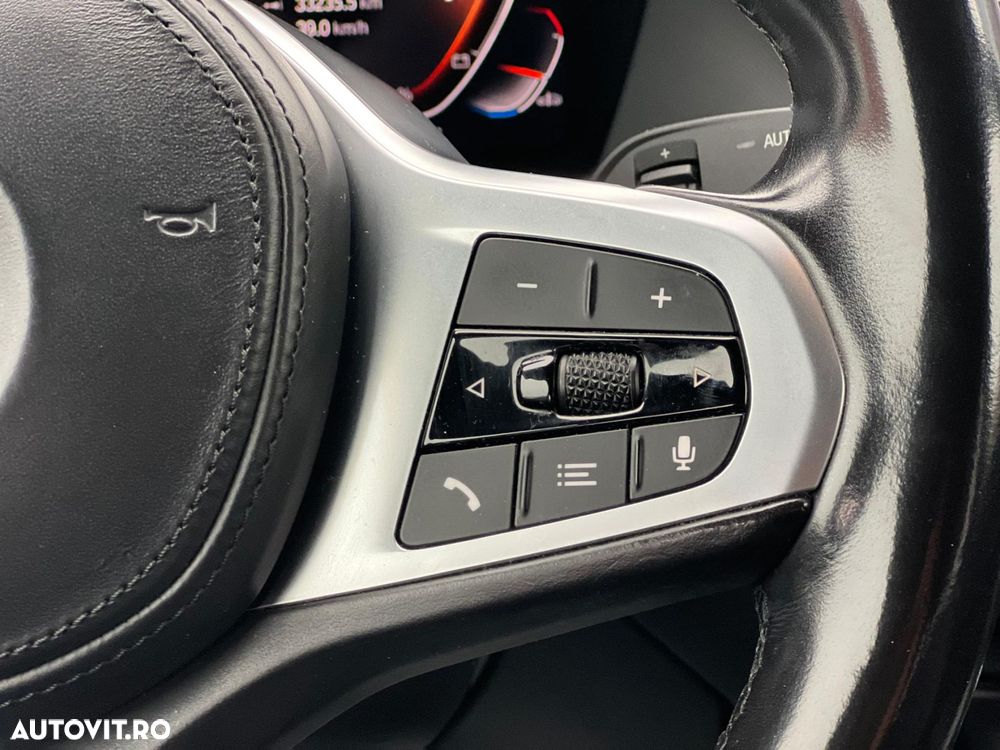 BMW Seria 2 218i AT - 18