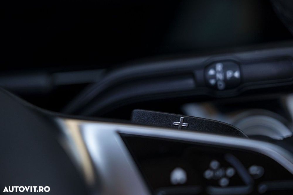 Mercedes-Benz EQA - 21