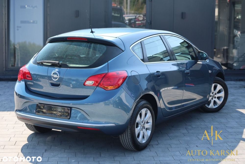 Opel Astra - 8