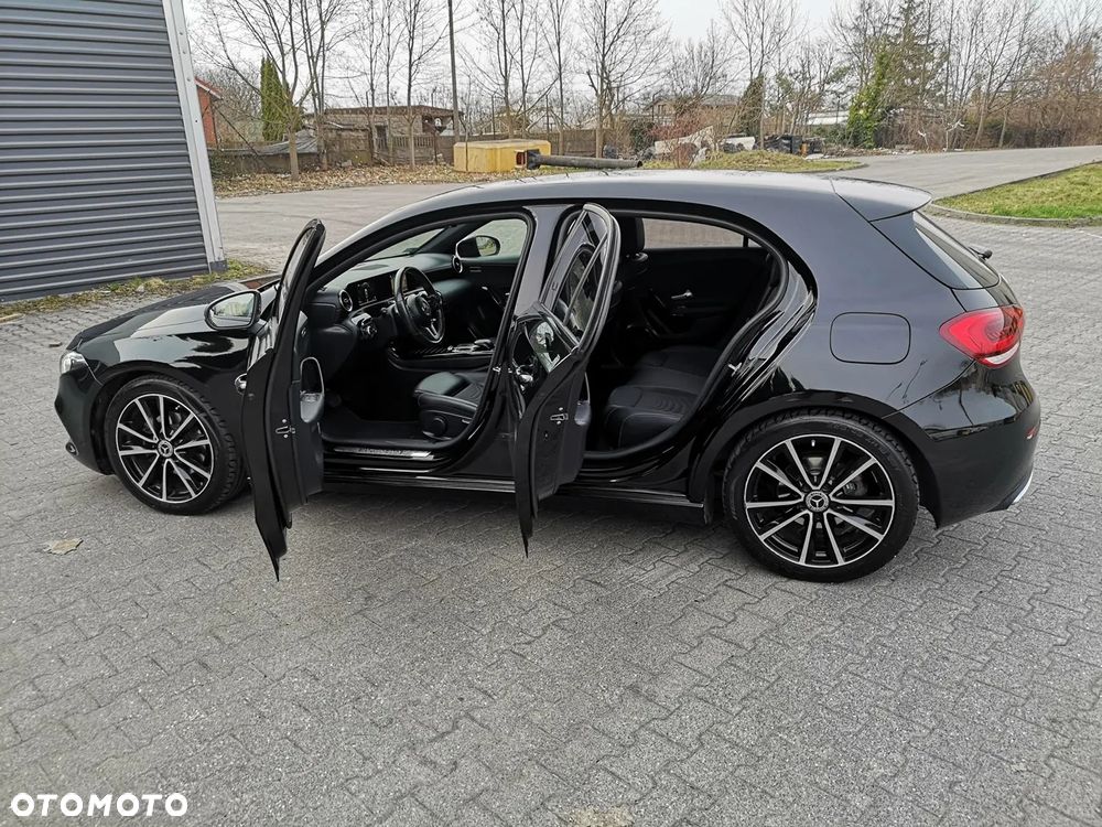 Mercedes-Benz Klasa A 180 d Edition 1 7G-DCT - 14