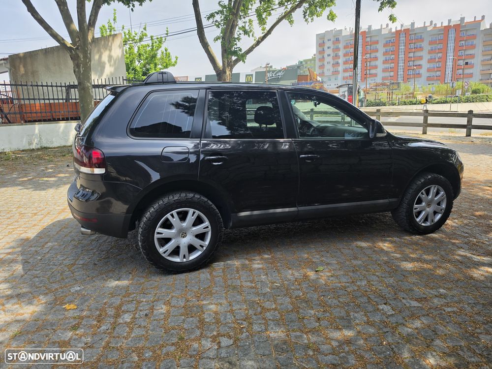 VW Touareg 3.0 TDI V6 - 8