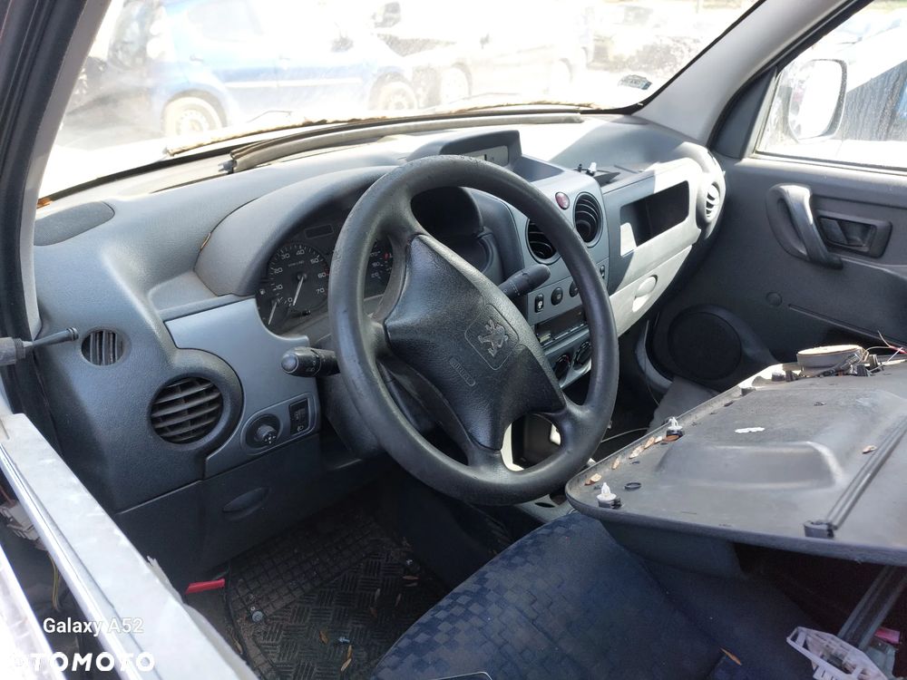 Zderzak PEUGEOT PARTNER 1,6HDI 07R. maska,lampy,drzwi,klapa..... - 5