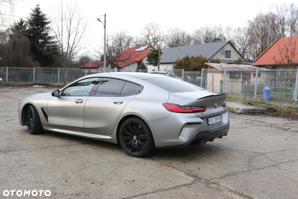 BMW Seria 8 - 5