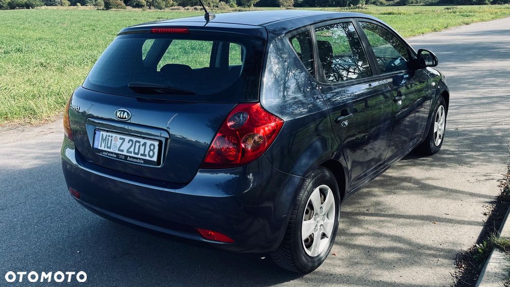 Kia Ceed Cee'd 1.4 Comfort - 4