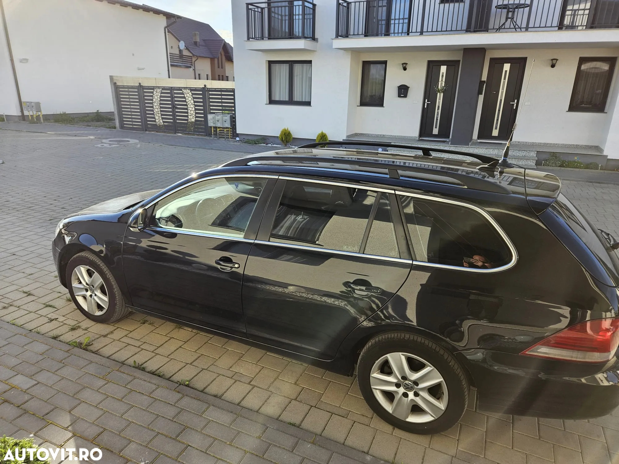 Volkswagen Golf Variant 2.0 TDI Comfortline DPF - 4