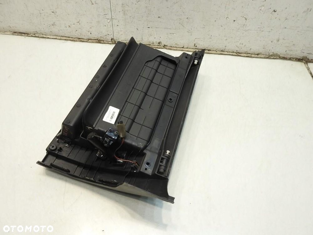 SCHOWEK PASAŻERA KIA SORENTO I 84541-3E500 - 3