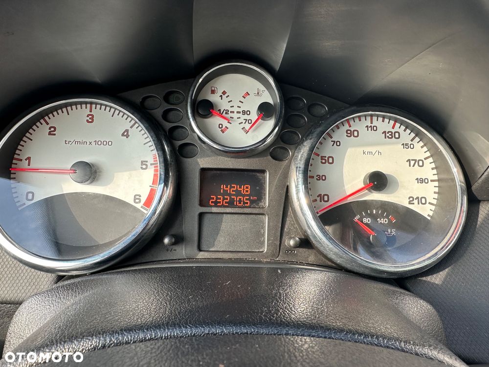 Peugeot 207 SW HDi FAP 90 (Blue Lion) Sport - 24