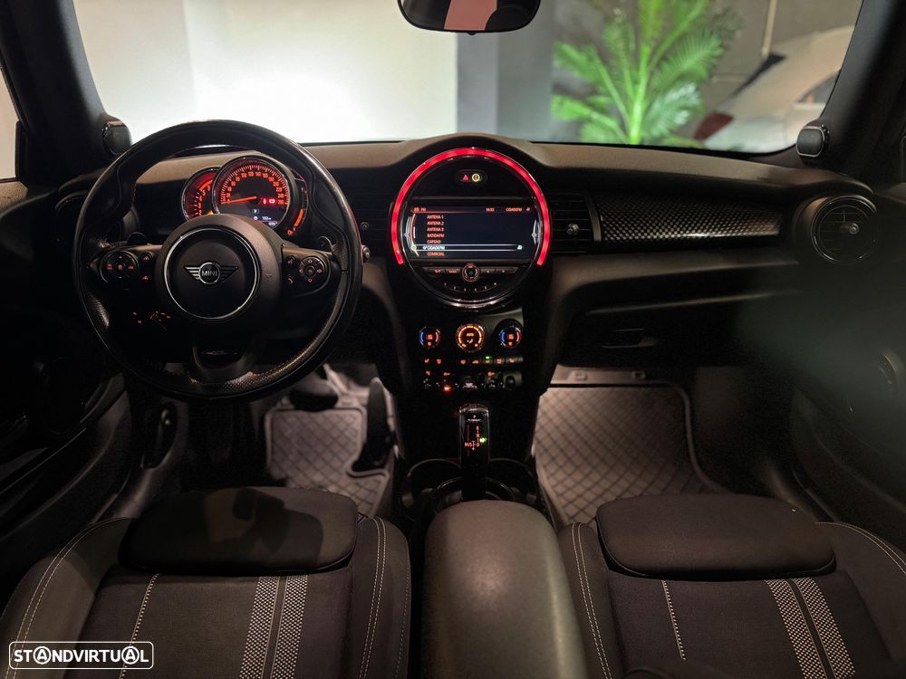 MINI 3 Portas Cooper SD Aut. - 31