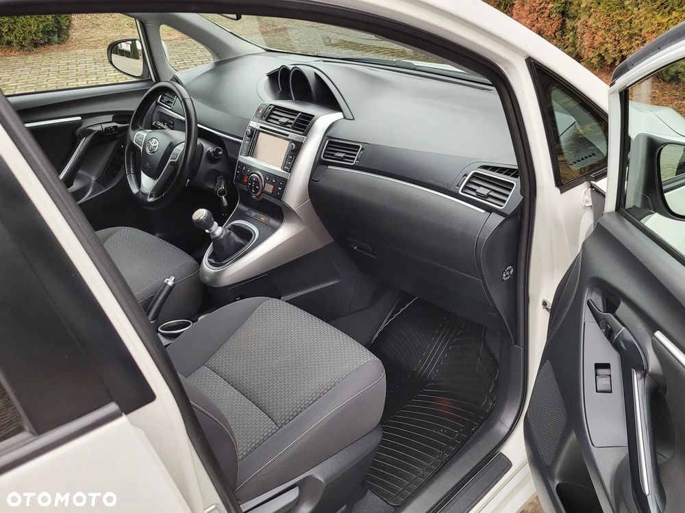Toyota Verso 1.6 - 27
