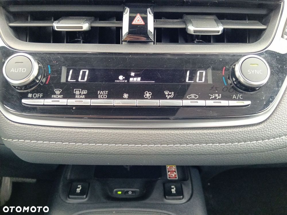 Toyota Corolla 1.8 Hybrid Style - 20
